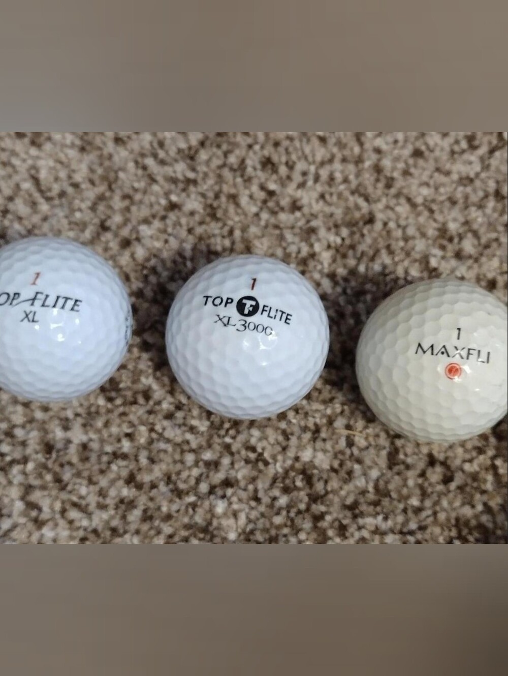 Assorted Golf Balls - Picture 8 of 9